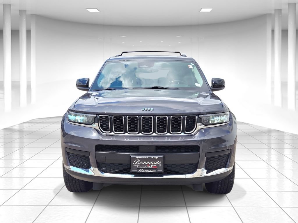 Used 2021 Jeep Grand Cherokee L Laredo w/ Luxury Tech Group I AWD/4WD image 4