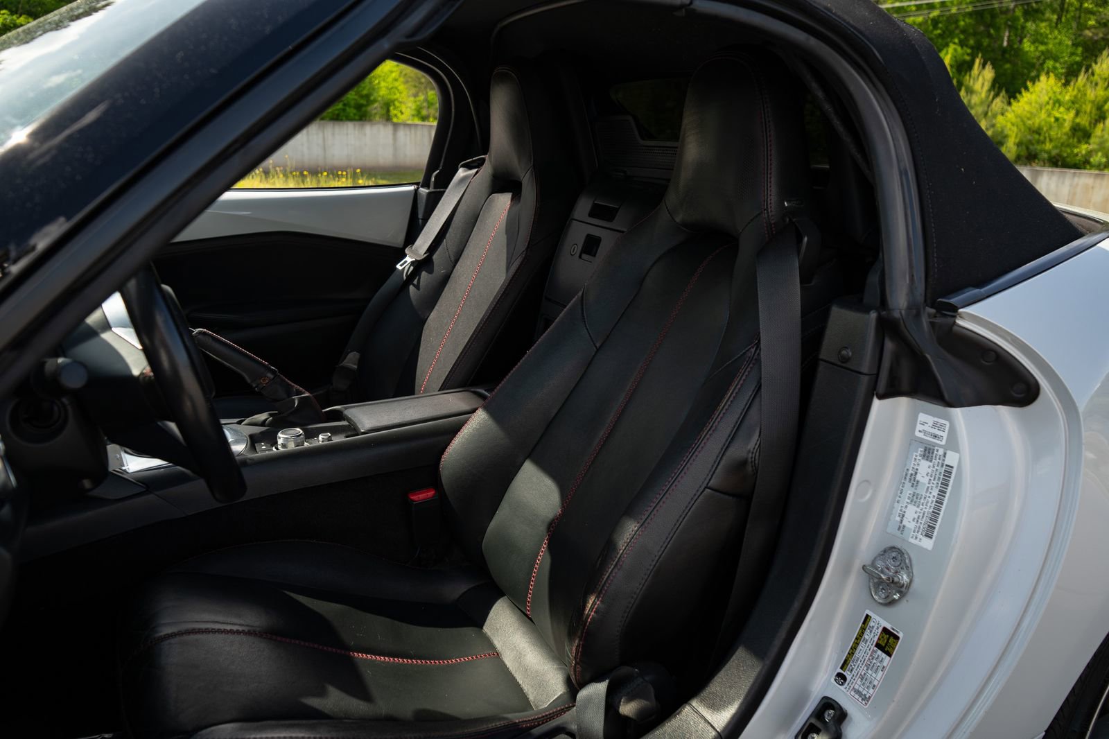 Used 2016 MAZDA MX-5 Miata Grand Touring RWD image 14