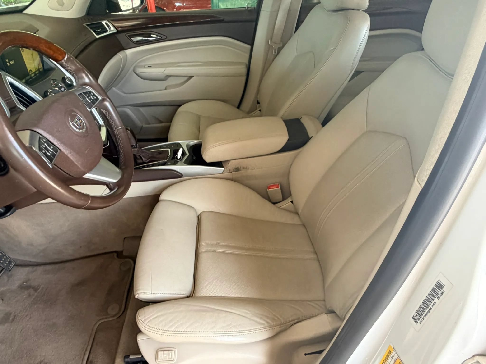 Used 2010 Cadillac SRX Luxury FWD image 26