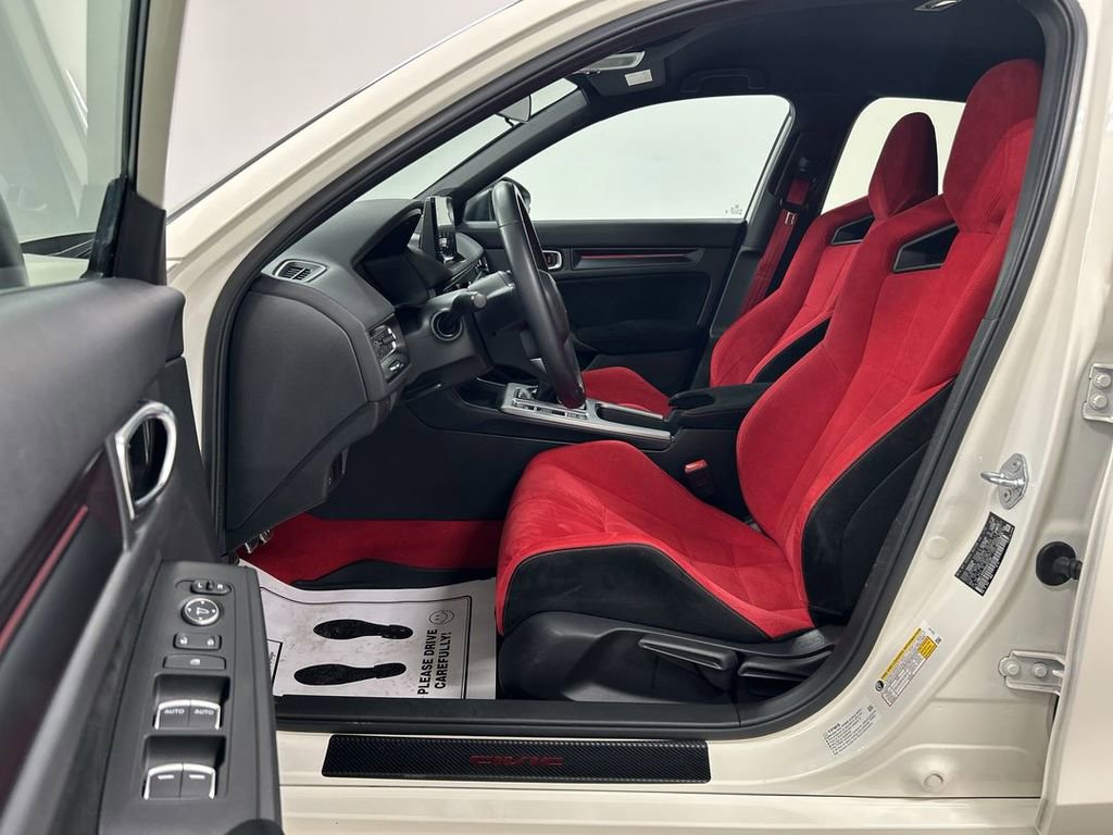 Used 2024 Honda Civic Type R image 11