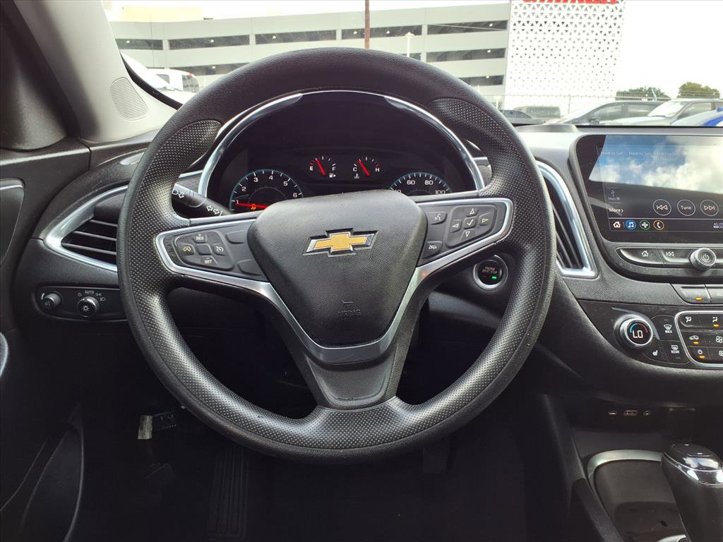 Used 2020 Chevrolet Malibu LT image 12