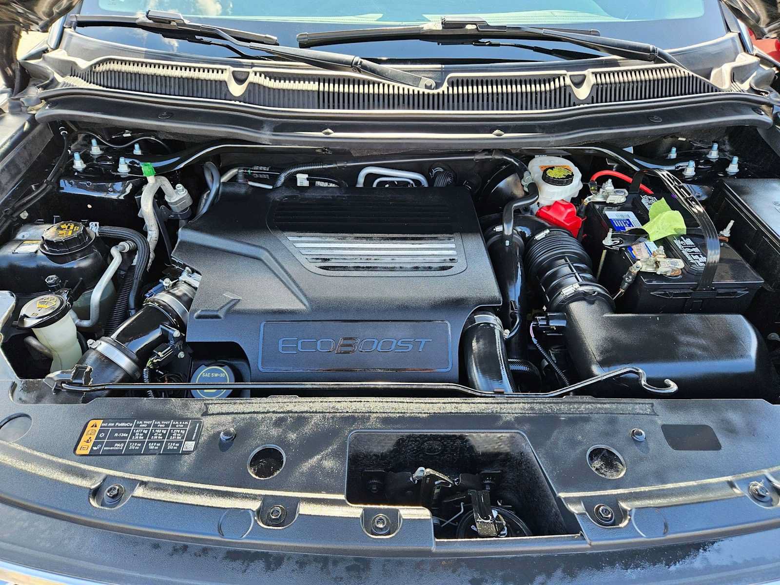 Used 2018 Ford Explorer Platinum AWD/4WD image 14