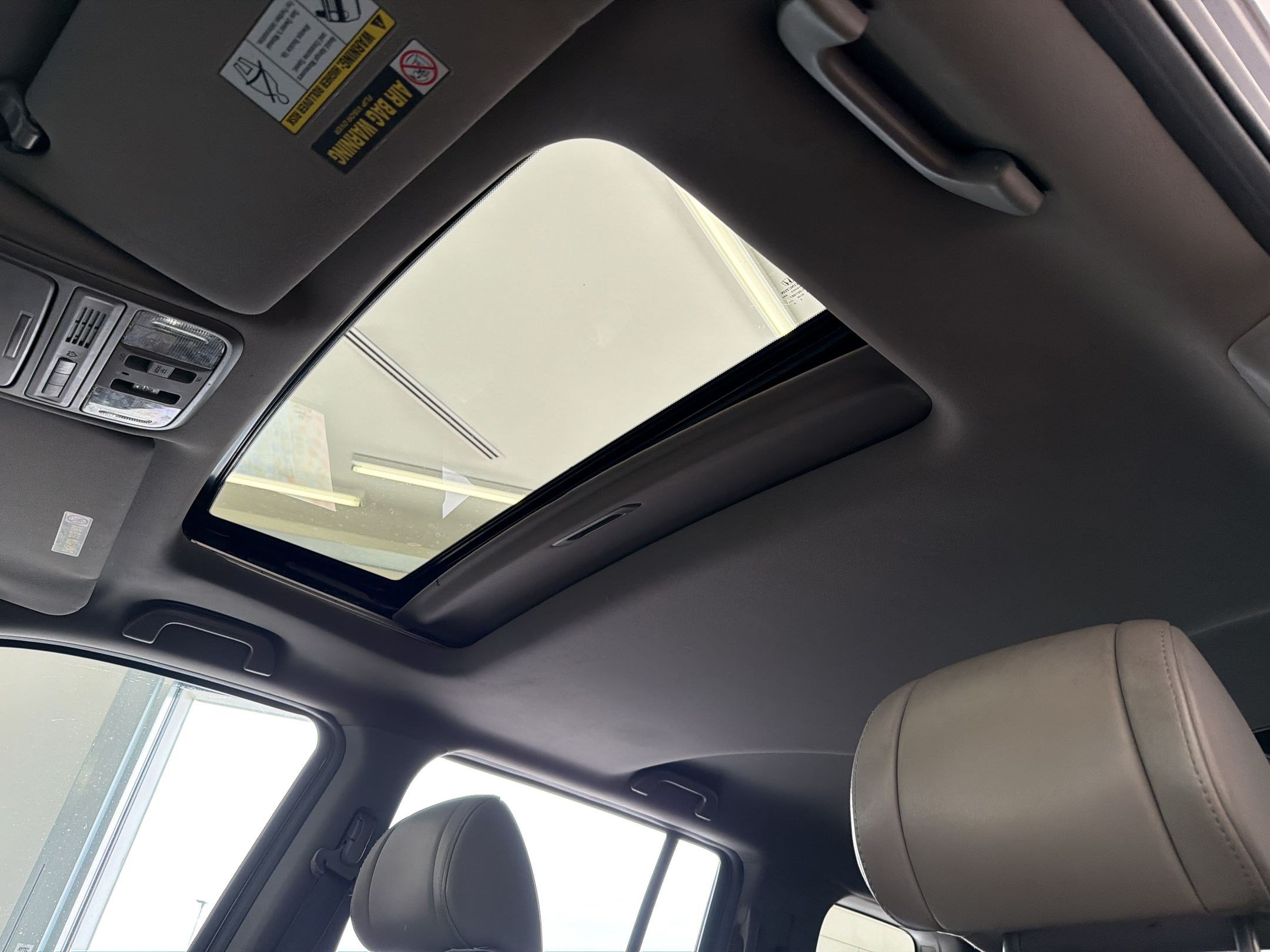 Used 2011 Honda Pilot EX-L image 21