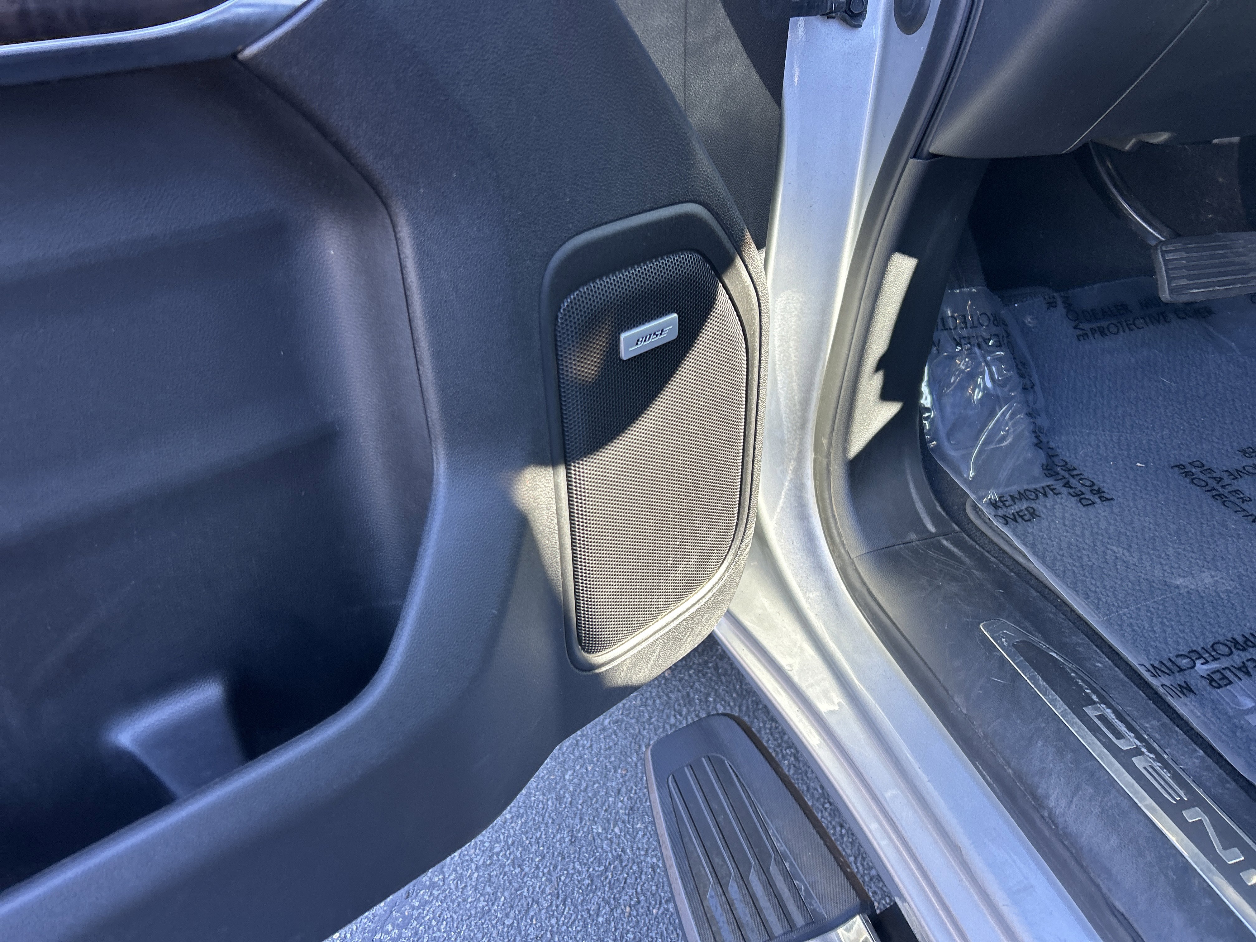 Used 2023 GMC Sierra 3500 Denali w/ Denali Ultimate Package image 20