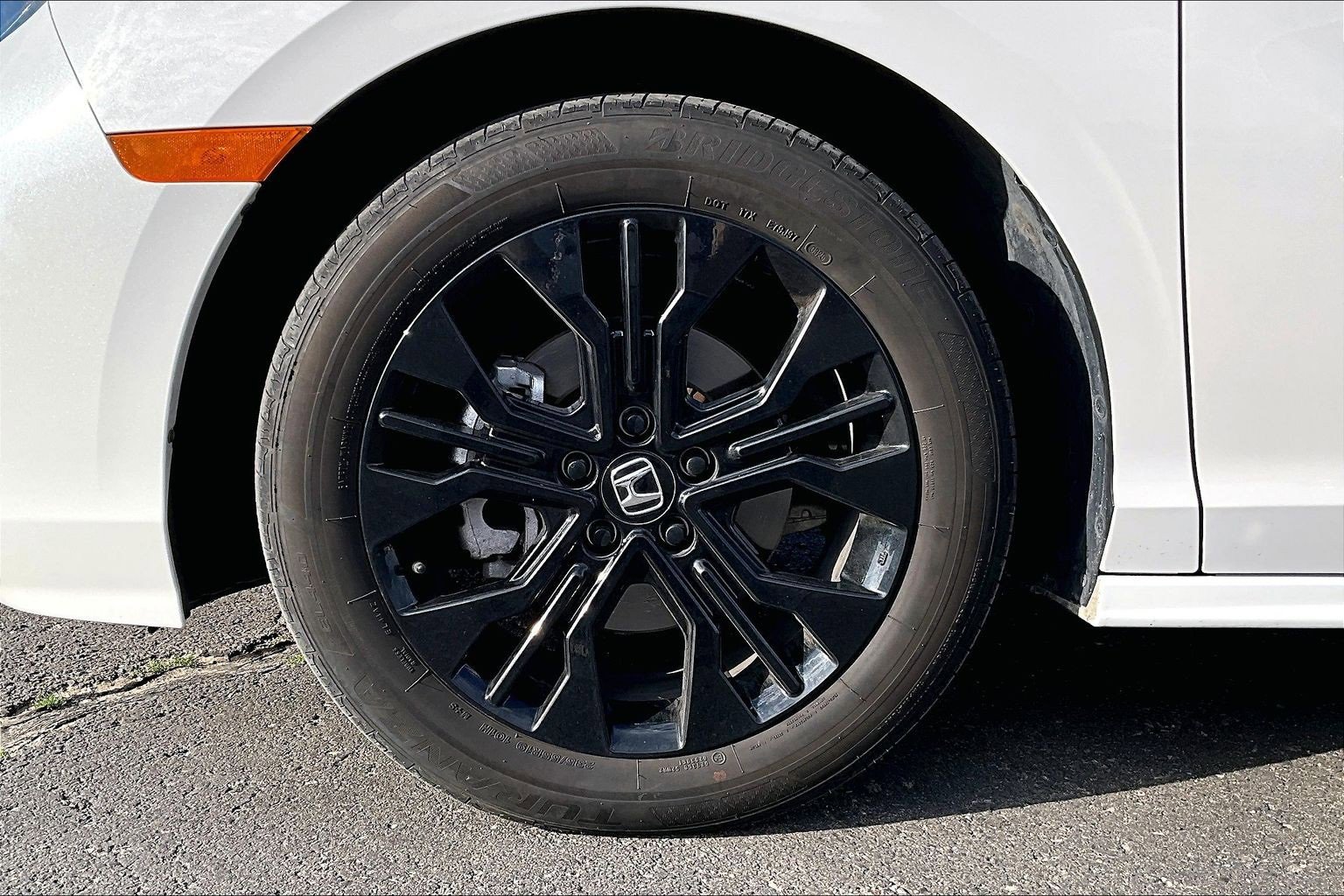 Used 2025 Honda Odyssey Sport-L image 8