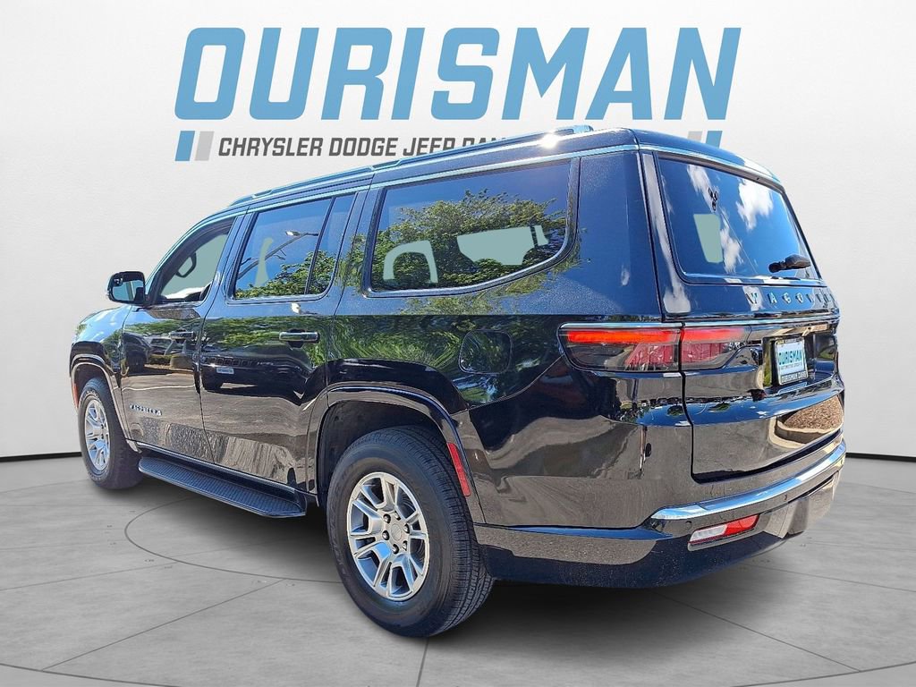 Used 2024 Jeep Wagoneer 4WD image 4