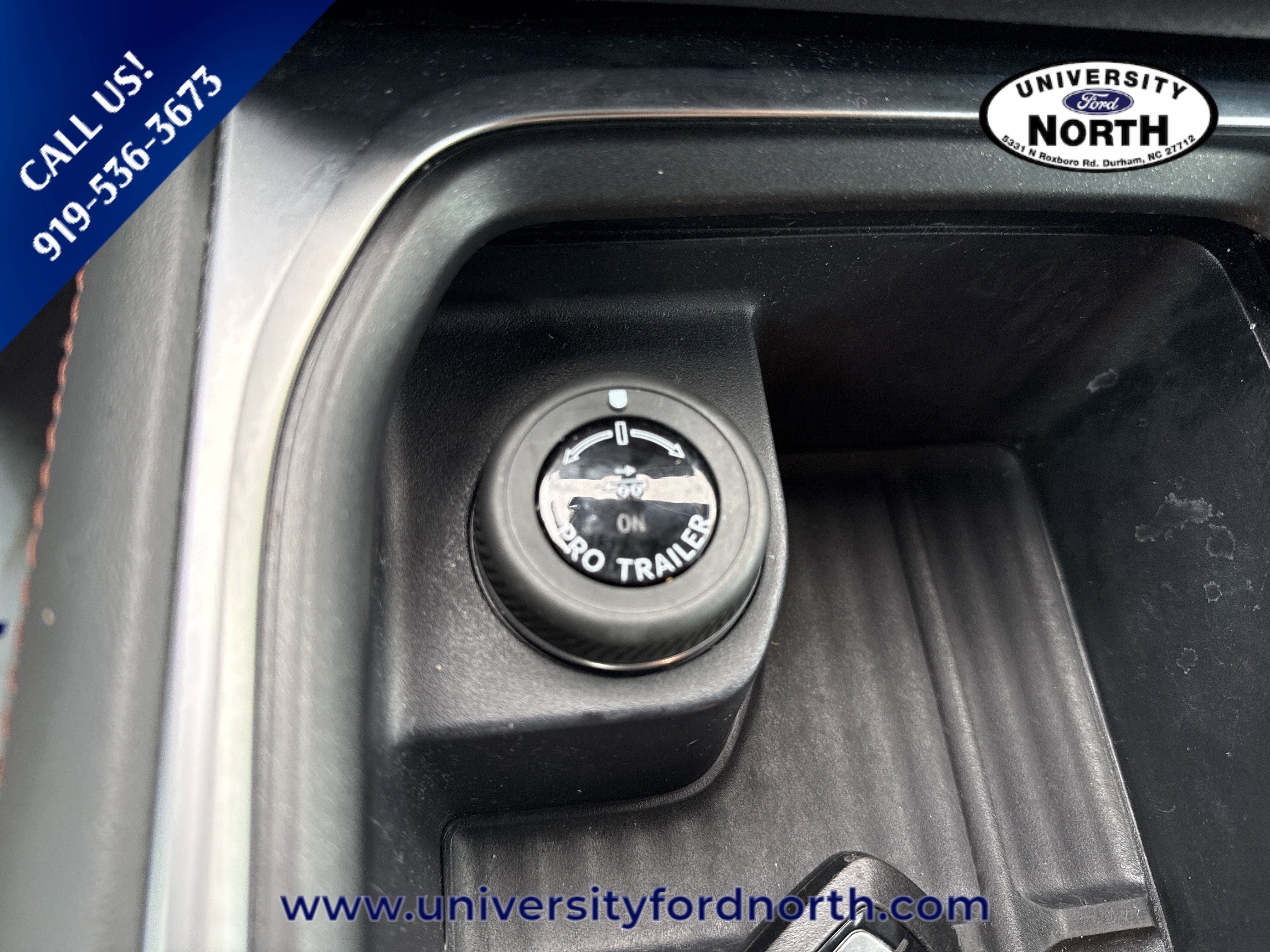 Used 2025 Ford Expedition Active RWD image 28