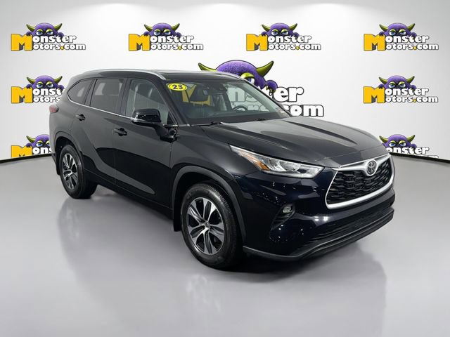 Used 2023 Toyota Highlander L image 3