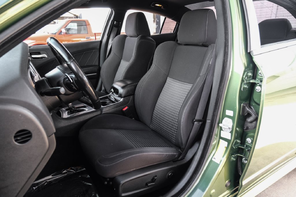 Used 2020 Dodge Charger R/T RWD image 32