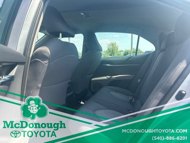 Certified 2022 Toyota Camry LE FWD image 8