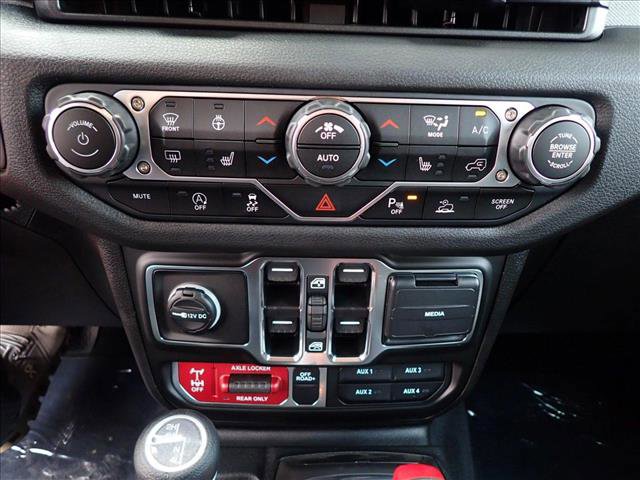 New 2025 Jeep Gladiator Willys image 16