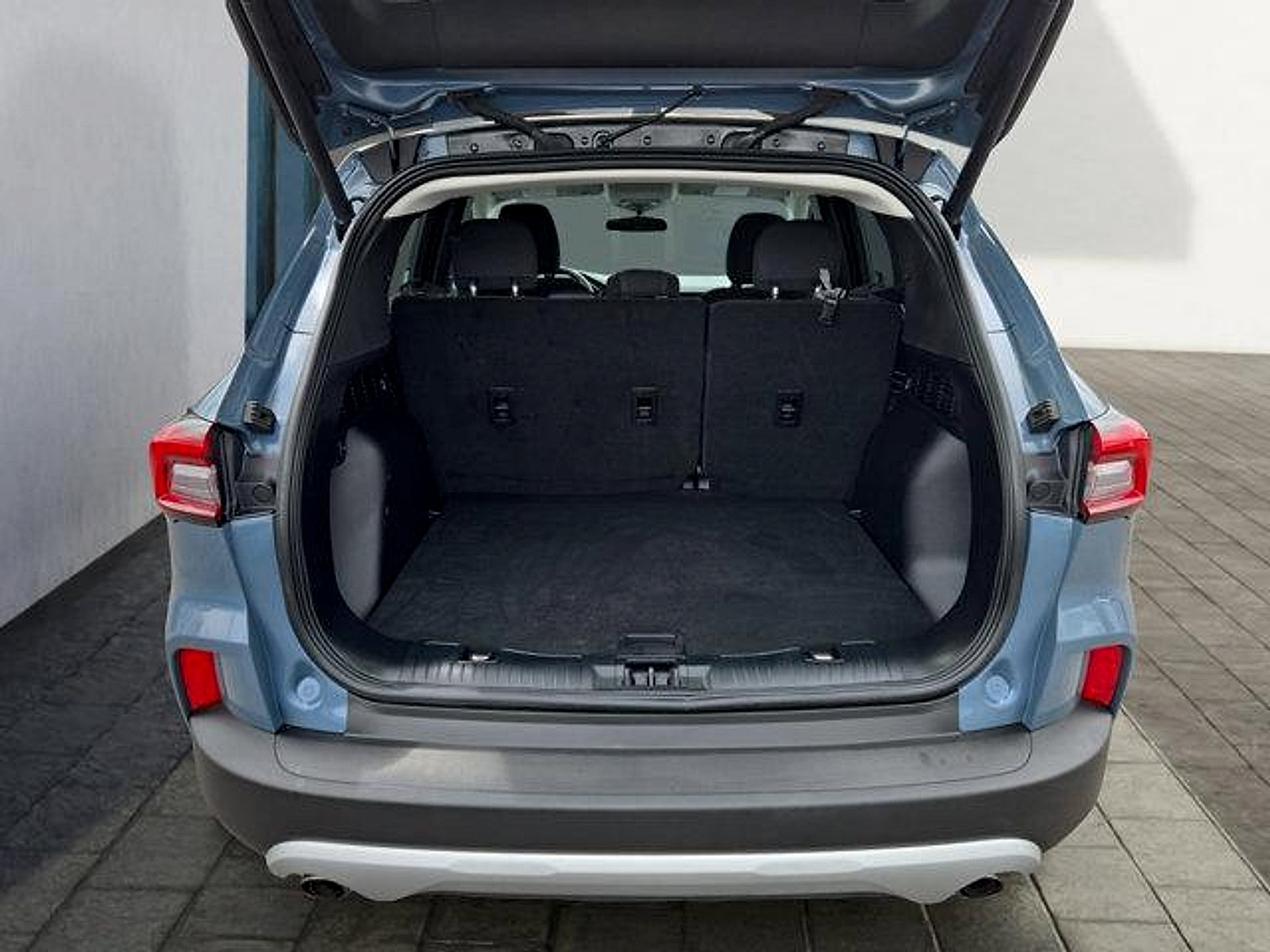 Certified 2023 Ford Escape Active AWD/4WD image 25