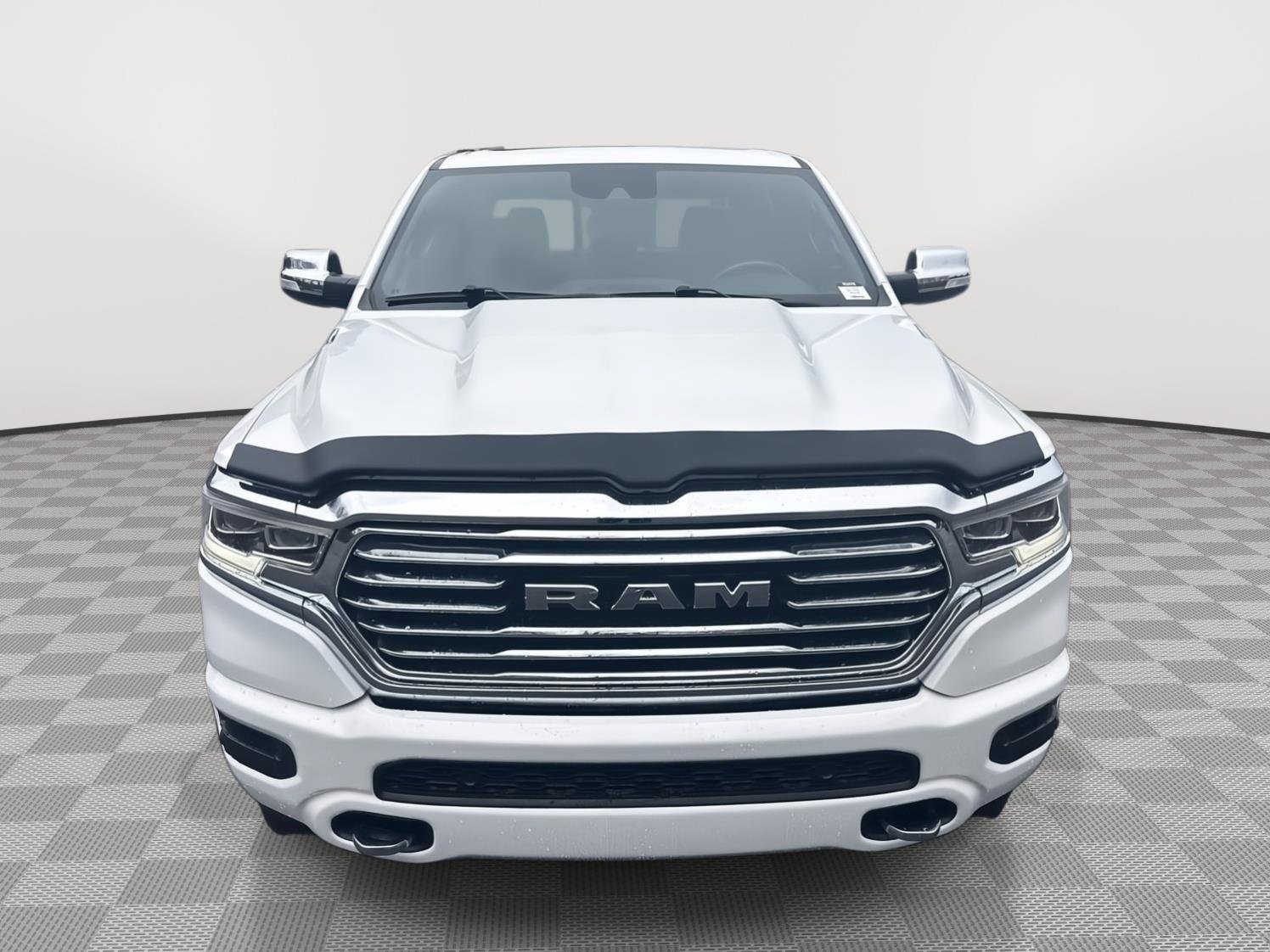 Used 2022 RAM 1500 Limited w/ Body Color Bumper Group AWD/4WD image 2