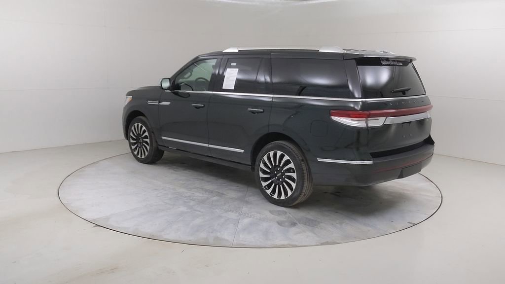 Used 2023 Lincoln Navigator Black Label image 18