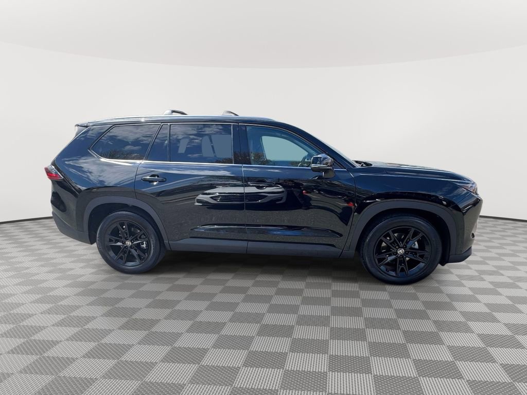 Used 2025 Toyota Grand Highlander AWD image 5