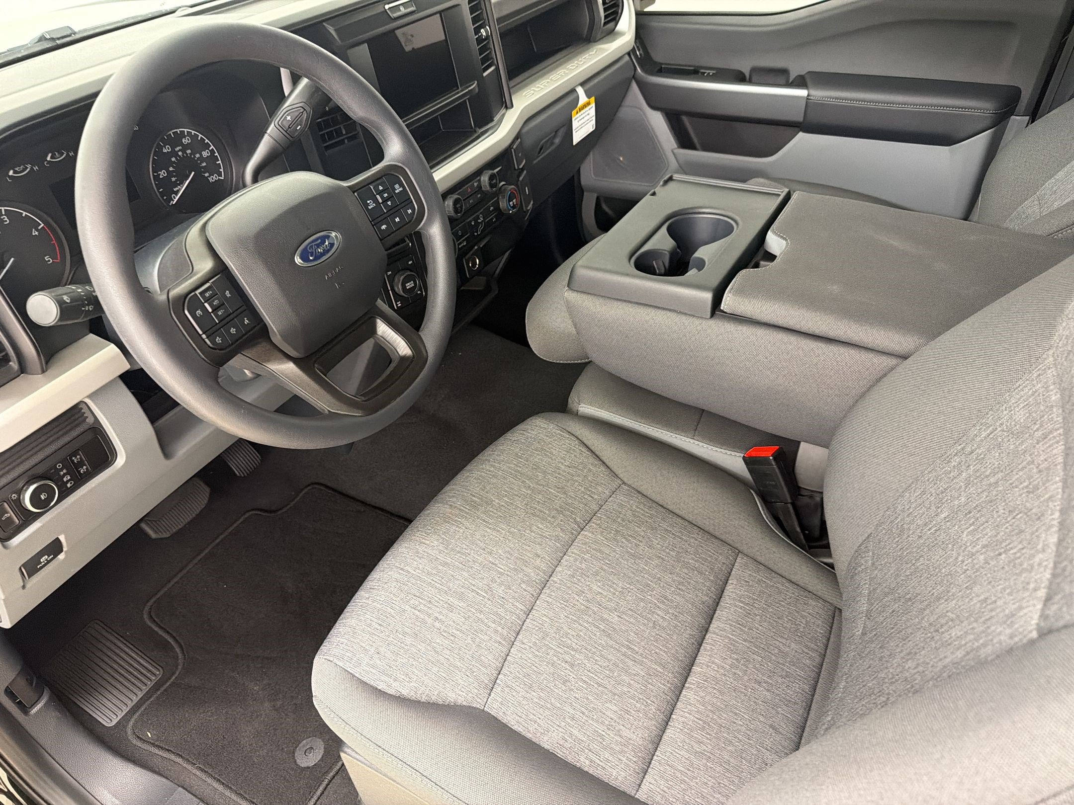 New 2026 Ford F250 XL w/ STX Appearance Package AWD/4WD image 24