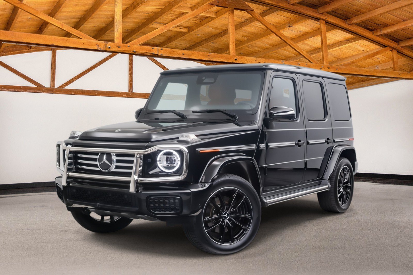 Used 2025 Mercedes-Benz G 550 image 1