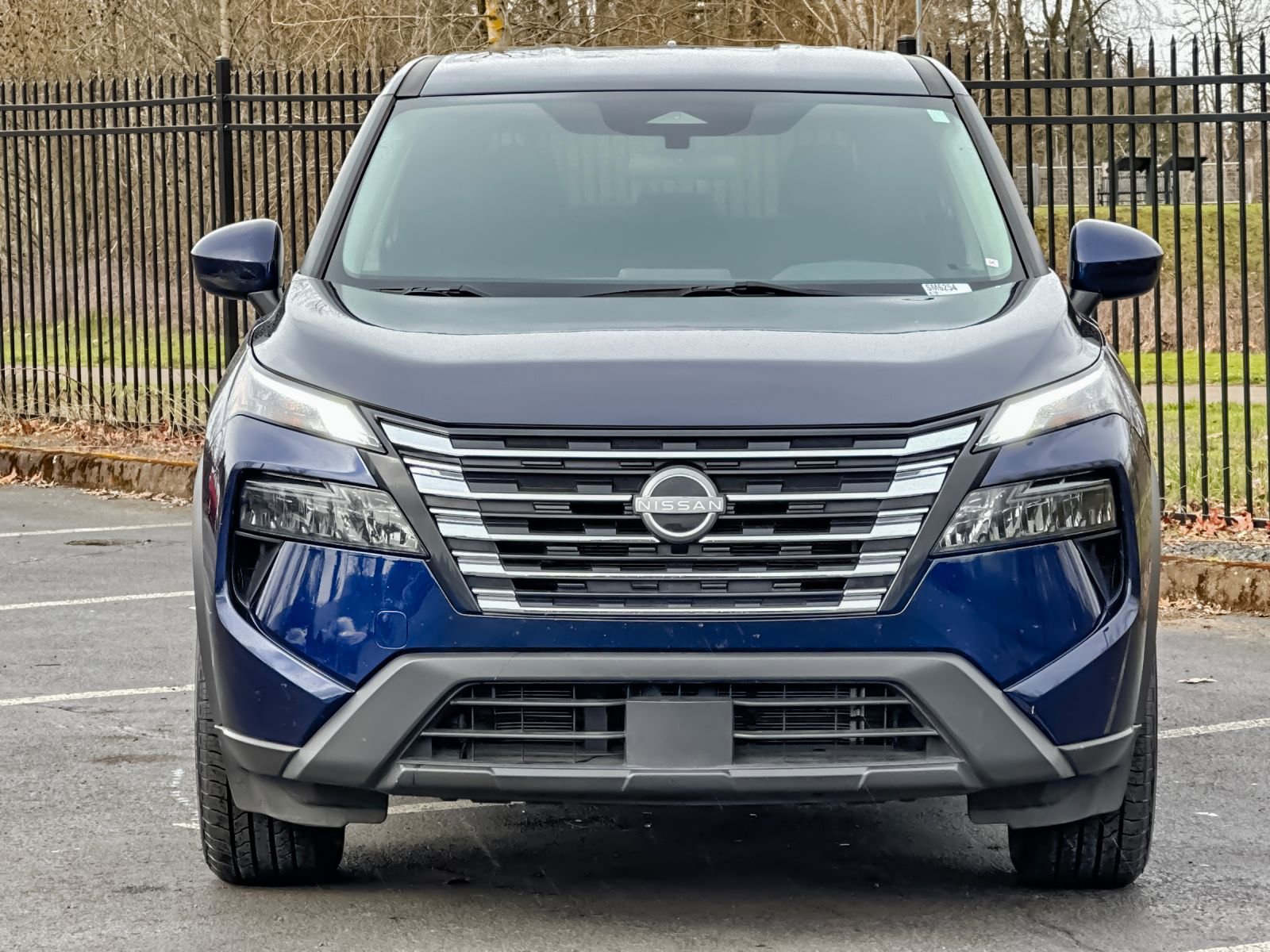 Used 2024 Nissan Rogue SV image 8