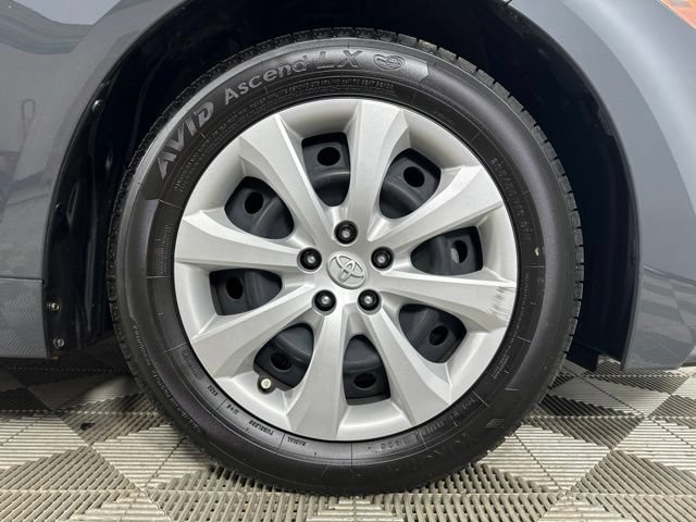 Used 2023 Toyota Corolla LE w/ Carpet Mat Package (TMS) FWD image 9
