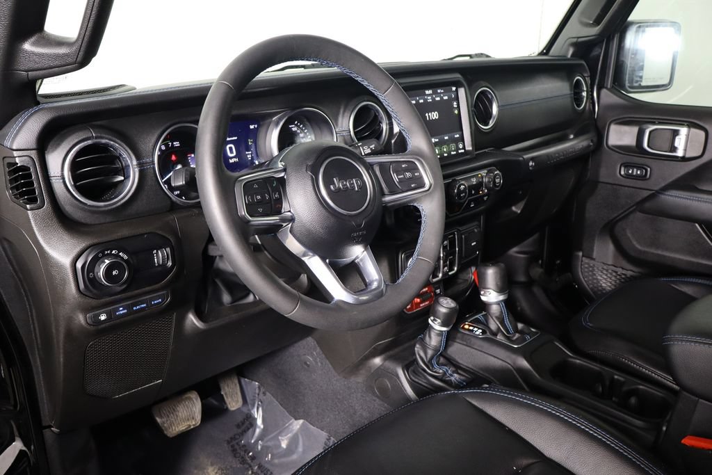 Used 2023 Jeep Wrangler Unlimited Rubicon 4xe w/ Cold Weather Group AWD/4WD image 23