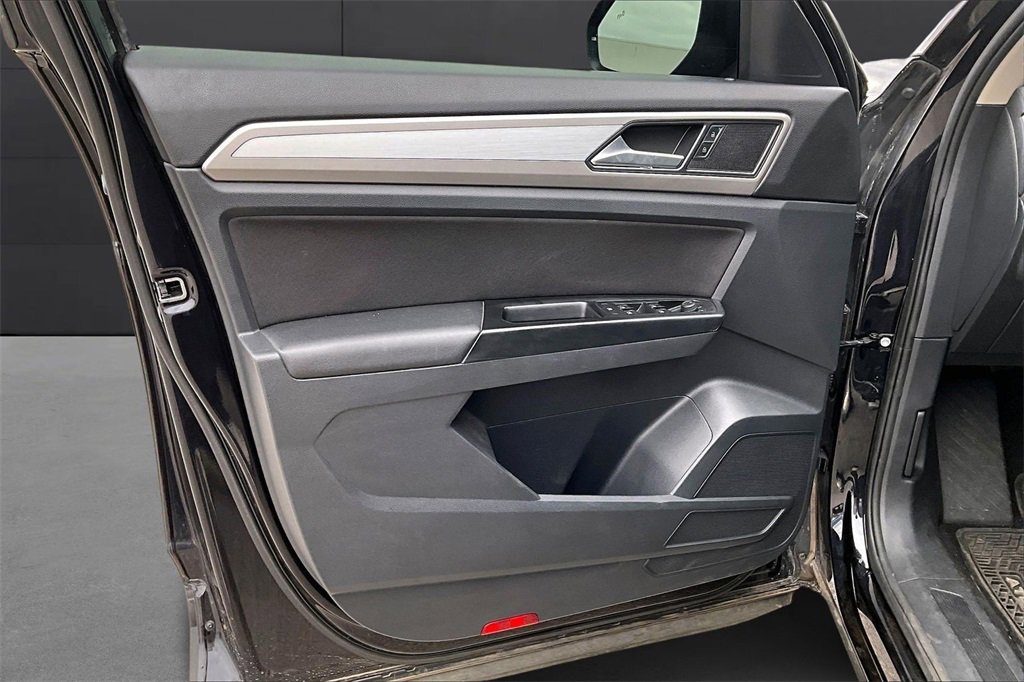 Used 2021 Volkswagen Atlas S image 13