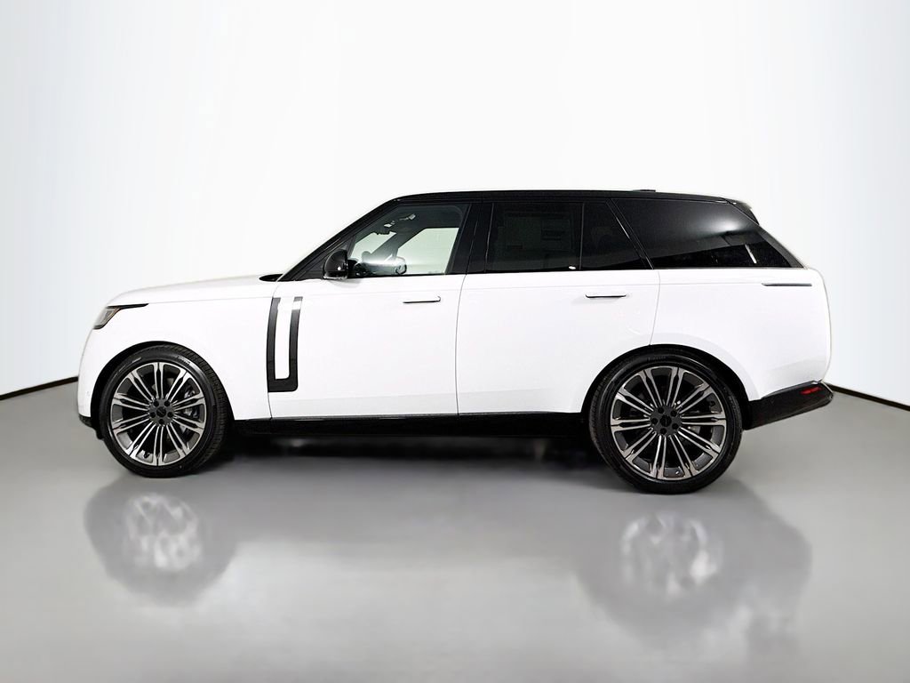 New 2026 Land Rover Range Rover SE image 8