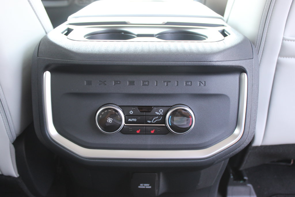 New 2027 Ford Expedition Max Platinum AWD/4WD image 16