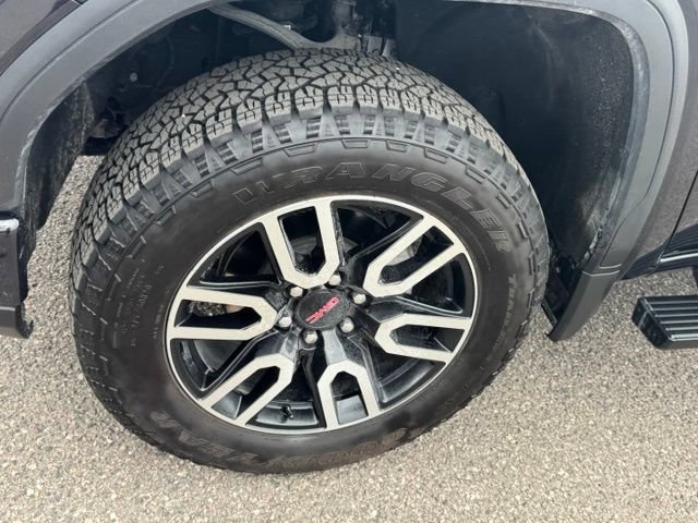 Certified 2025 GMC Sierra 1500 AT4 w/ AT4 Preferred Package AWD/4WD image 10