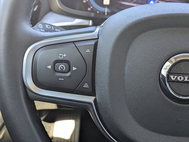 Certified 2025 Volvo S60 B5 Core image 31