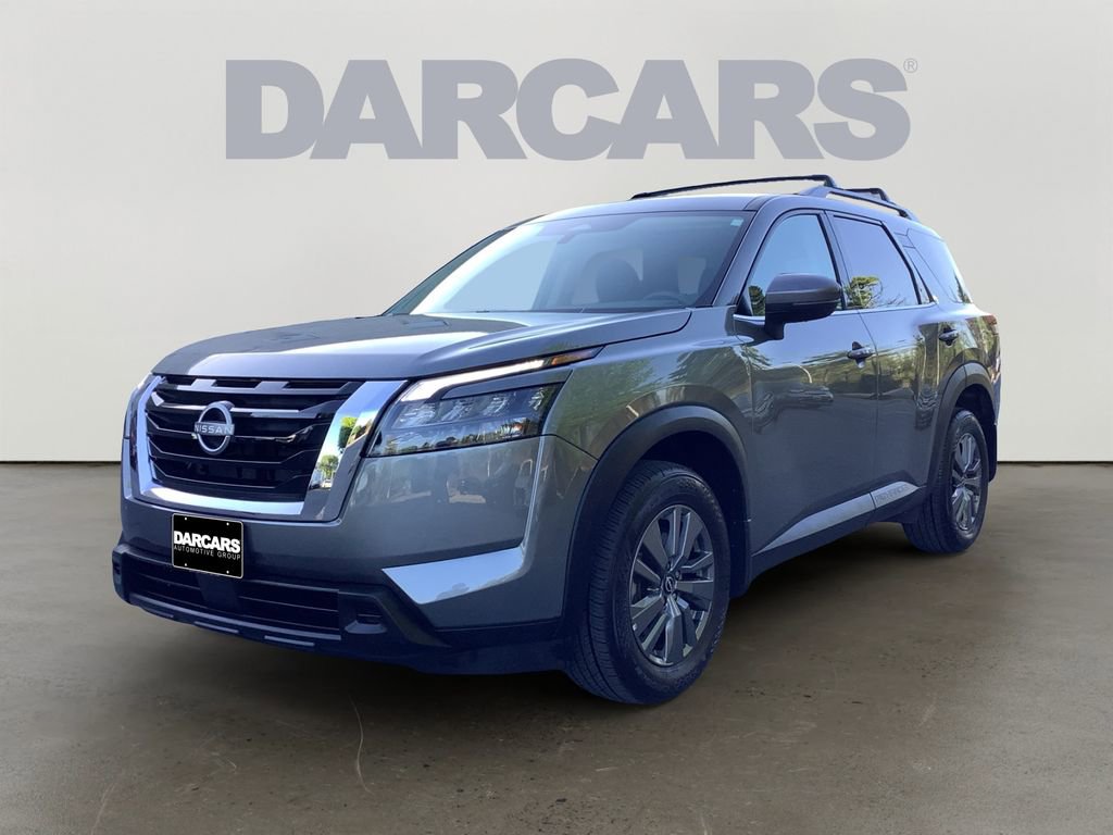 Used 2025 Nissan Pathfinder SV AWD/4WD image 3