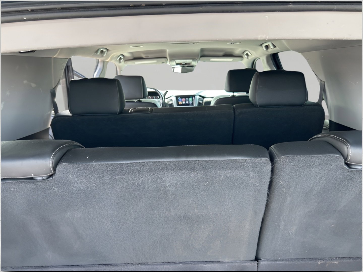 Used 2017 GMC Yukon SLT AWD/4WD image 19
