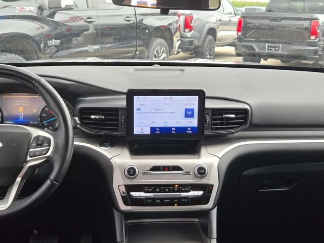 Used 2022 Ford Explorer XLT RWD image 17