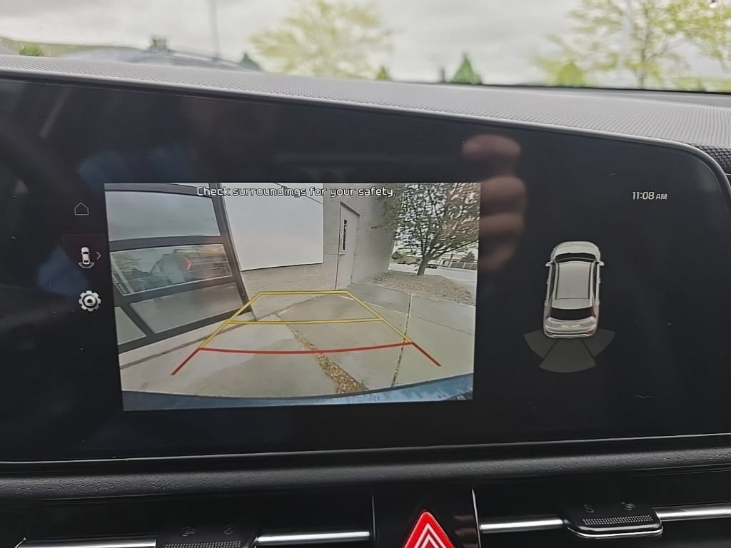 New 2025 Kia Niro EX FWD image 15