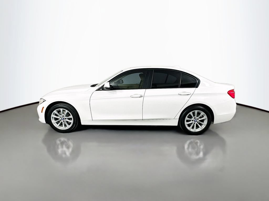 Used 2016 BMW 320i Sedan RWD image 8