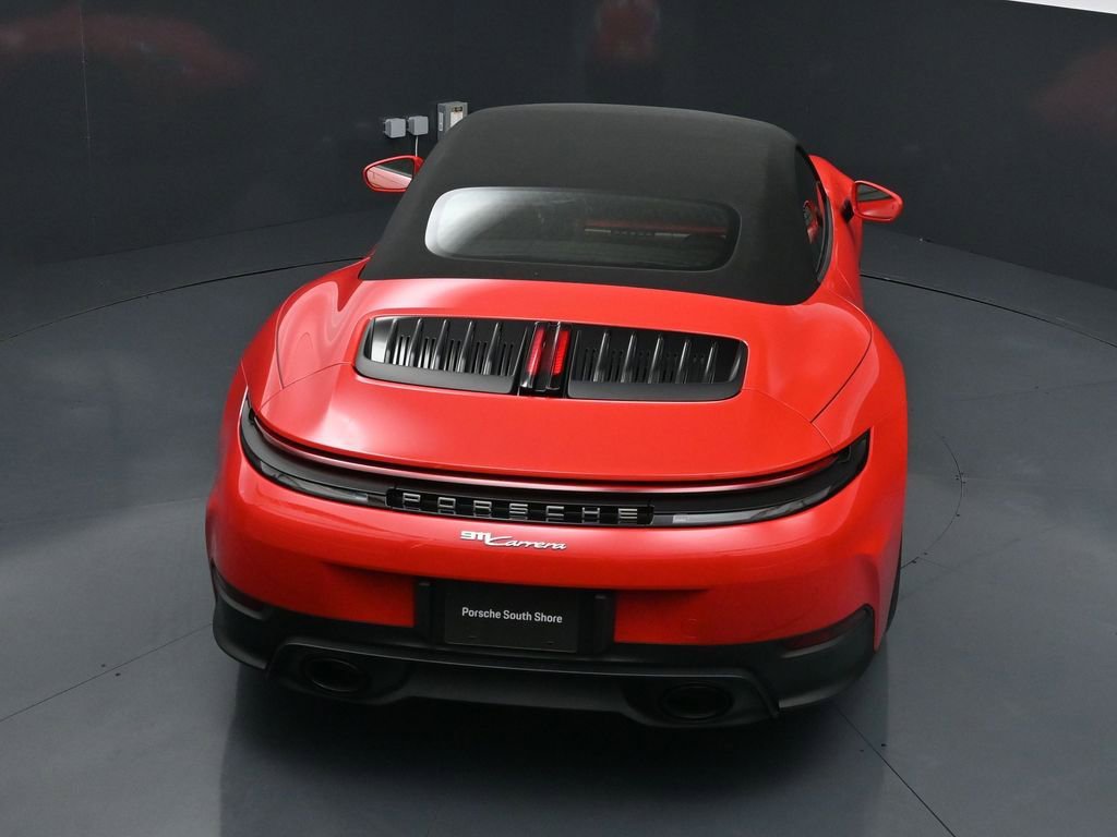 Certified 2025 Porsche 911 Carrera RWD image 17