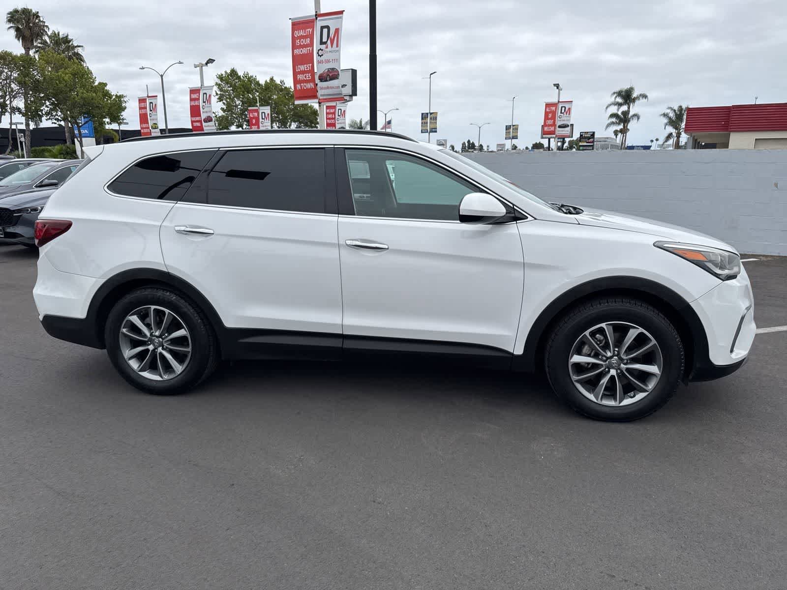 Used 2018 Hyundai Santa Fe SE FWD image 9