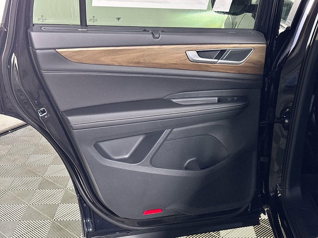 New 2026 Volkswagen Atlas SE image 19