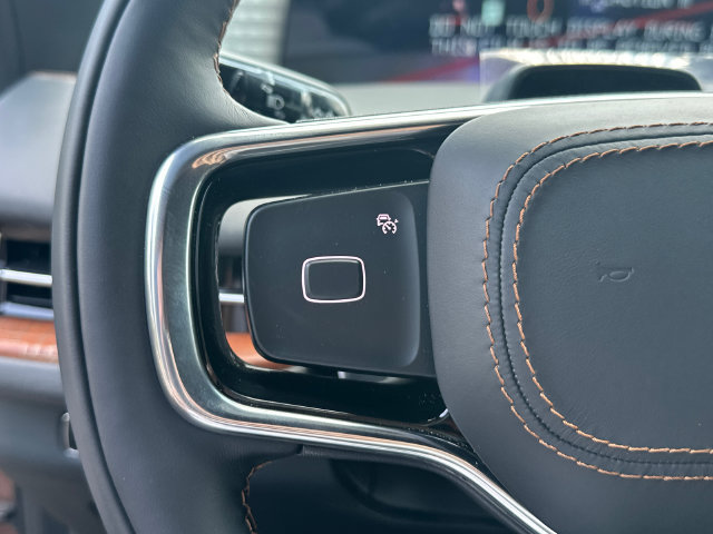 New 2026 Lincoln Navigator Black Label AWD/4WD image 23