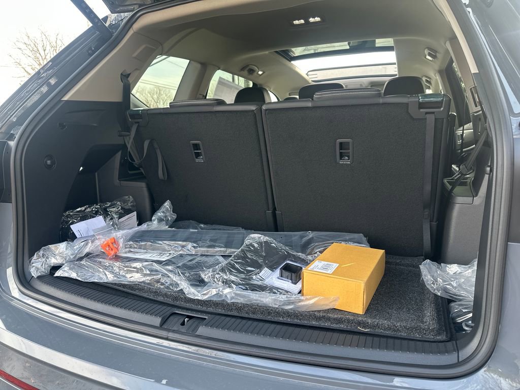 New 2026 Volkswagen Atlas SEL Premium R-Line image 16