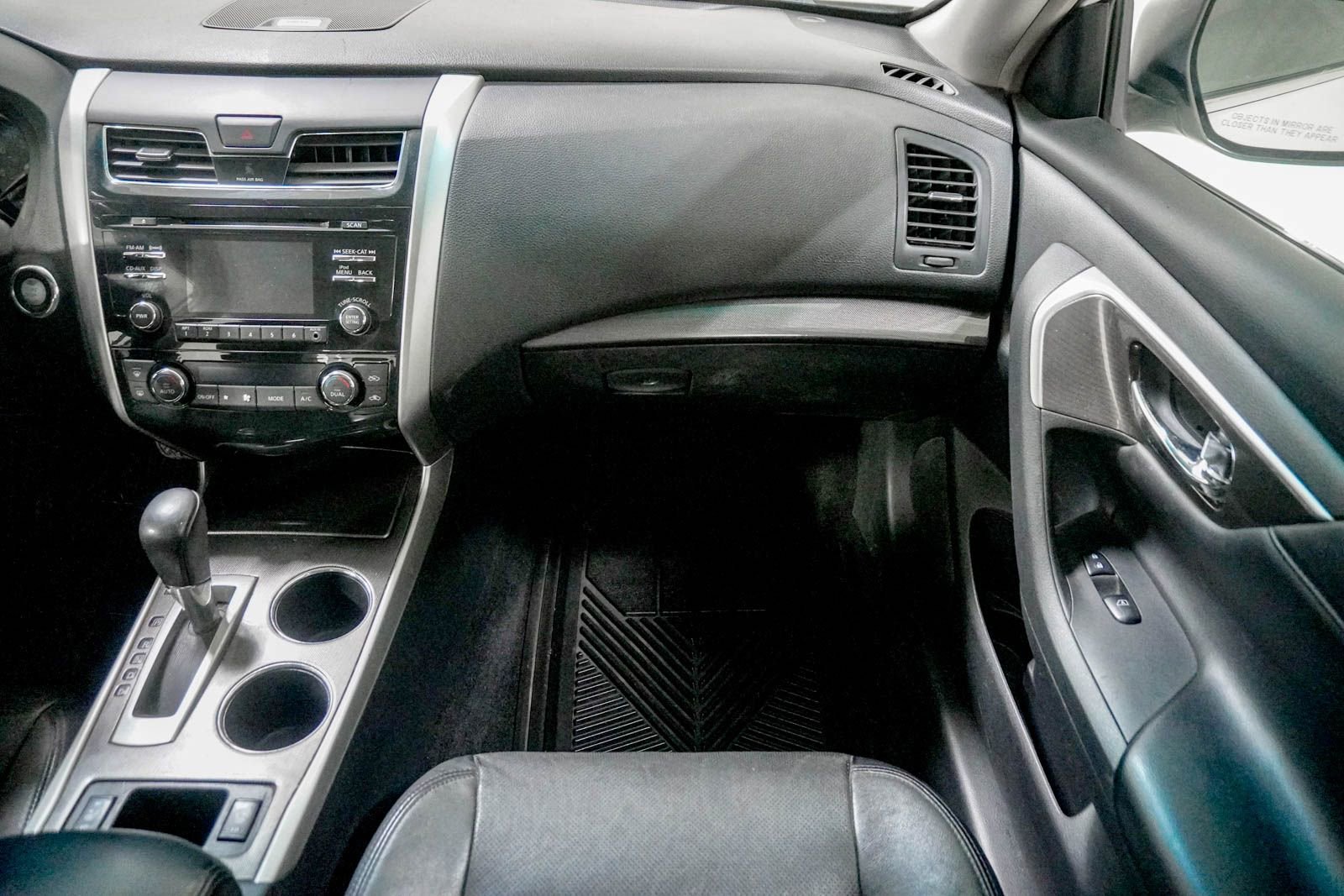 Used 2013 Nissan Altima 2.5 SL w/ 2.5 Moonroof Pkg FWD image 31