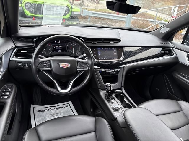 Used 2024 Cadillac XT6 Premium Luxury w/ Technology Package image 11