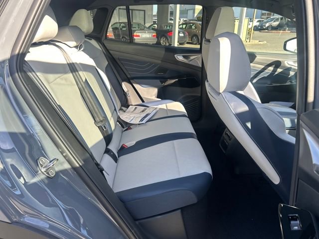 New 2025 Volkswagen ID.4 Pro S Plus image 10