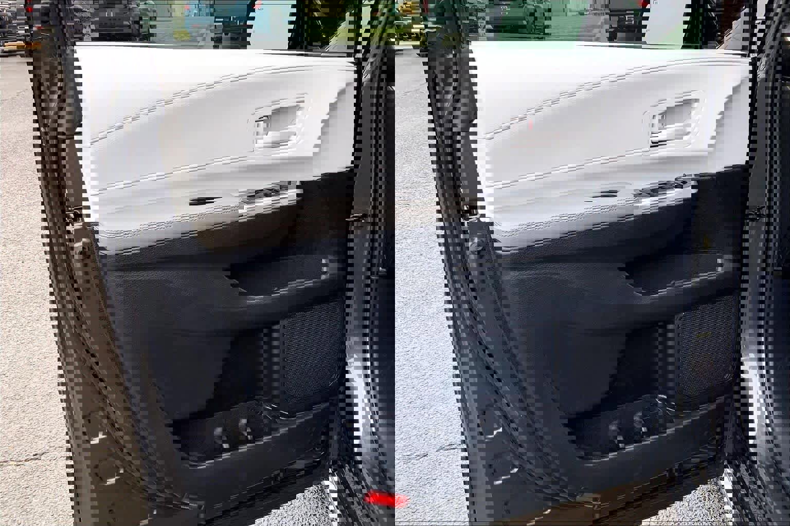 Used 2025 Toyota Sienna LE image 22