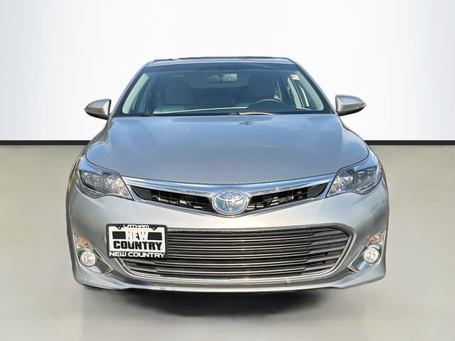 Used 2015 Toyota Avalon XLE Touring FWD image 2