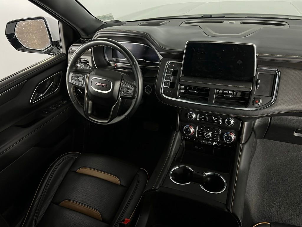 Used 2023 GMC Yukon AT4 image 13