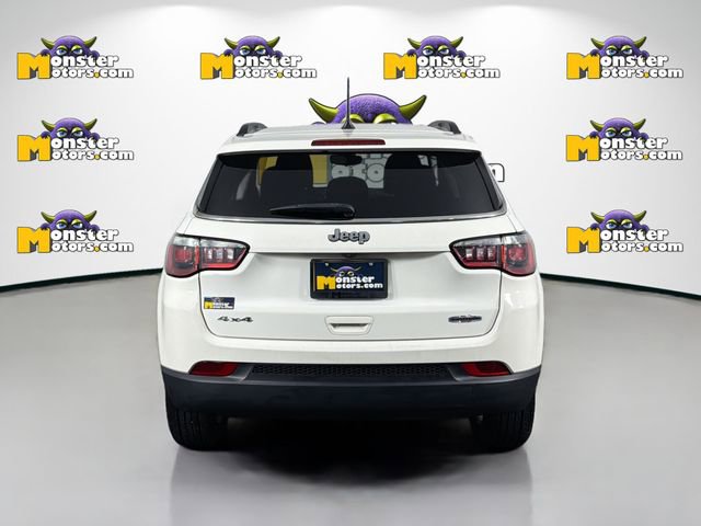 Used 2020 Jeep Compass Latitude w/ Cold Weather Group AWD/4WD image 6