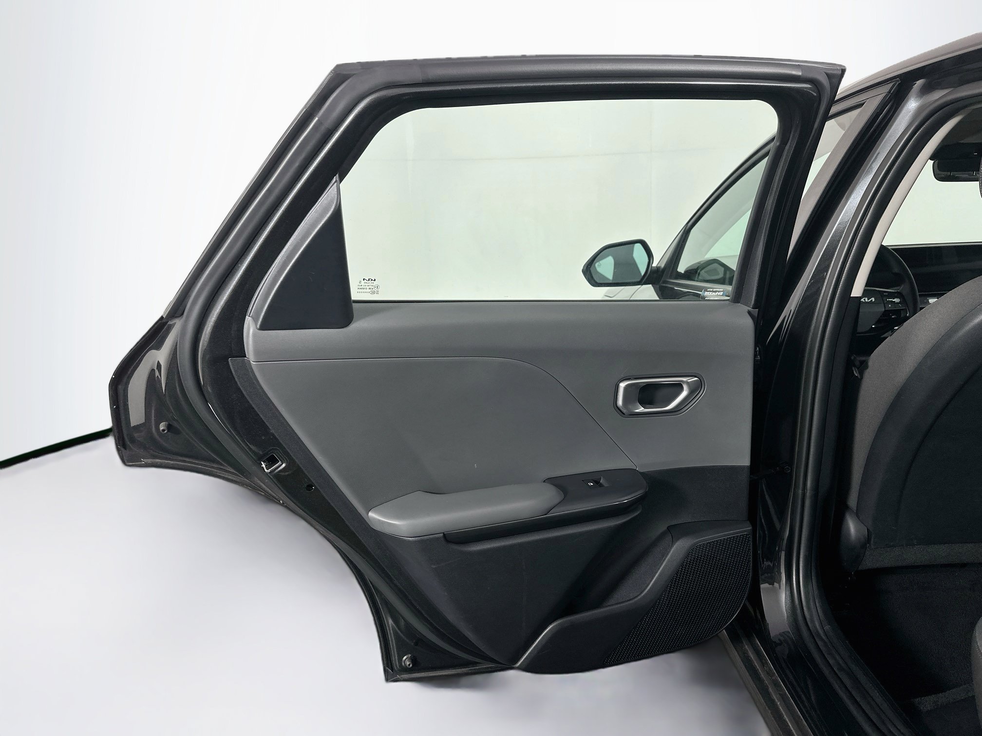 Used 2025 Kia K4 FWD image 26