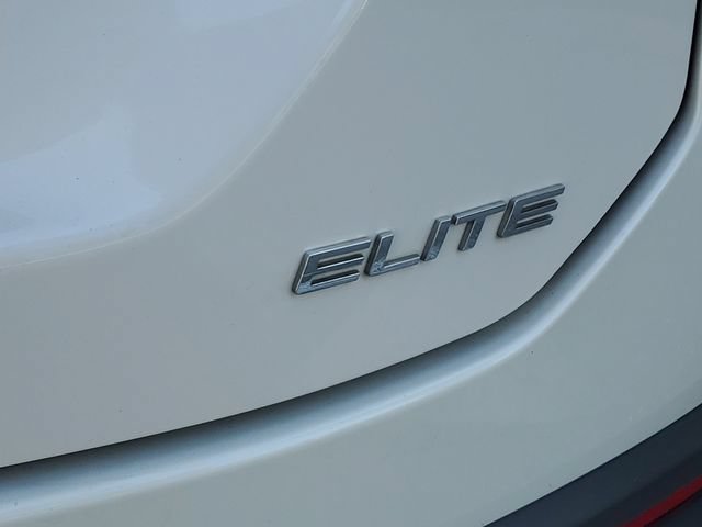 Used 2023 Honda Pilot Elite image 10