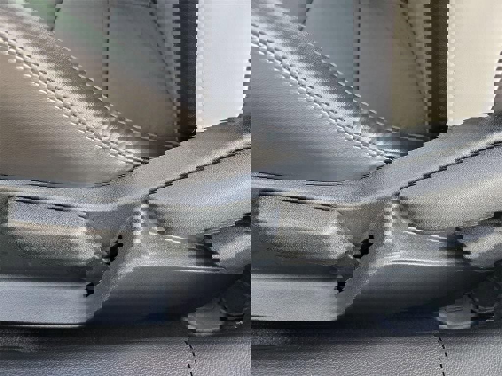 Used 2021 Ford Mustang Shelby GT500 w/ Technology Package image 16