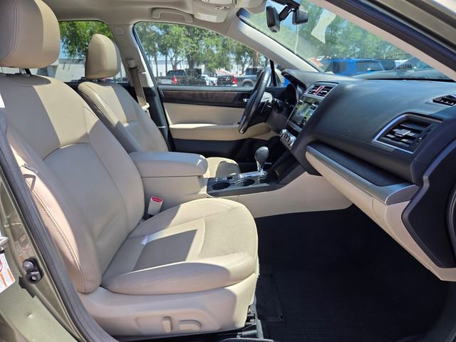 Used 2017 Subaru Outback 2.5i Limited AWD/4WD image 19
